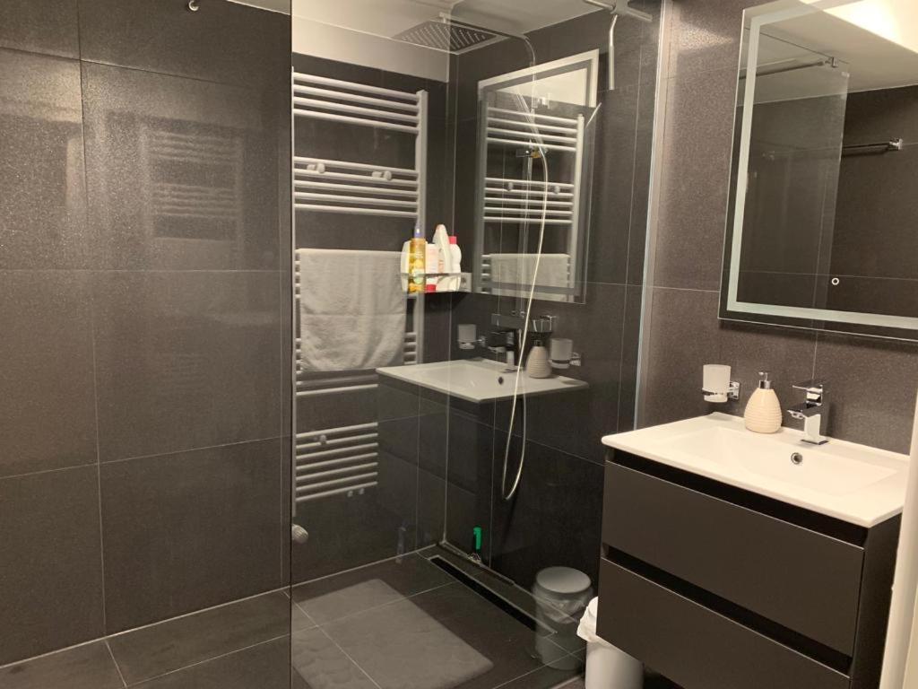 Guenstiges Privatzimmer レラハ エクステリア 写真